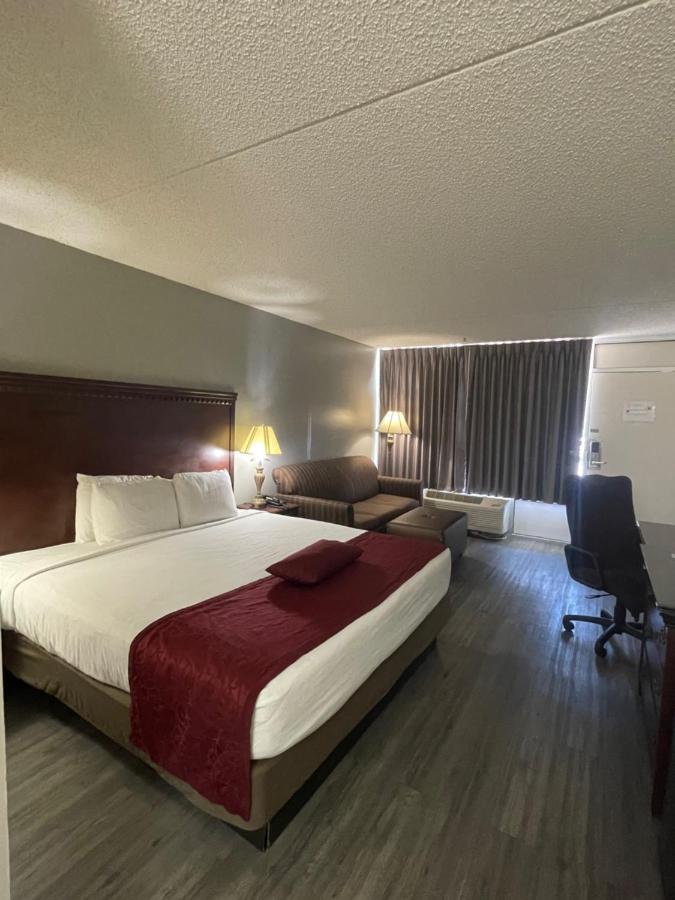 Willow Tree Inn Брэнсон Экстерьер фото