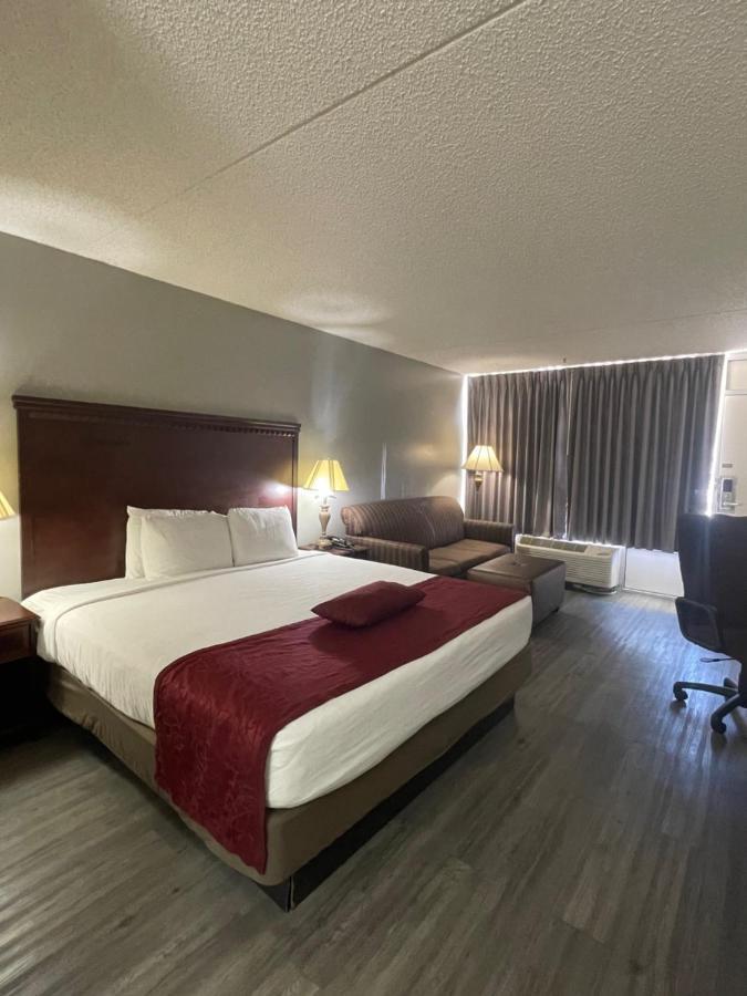 Willow Tree Inn Брэнсон Экстерьер фото