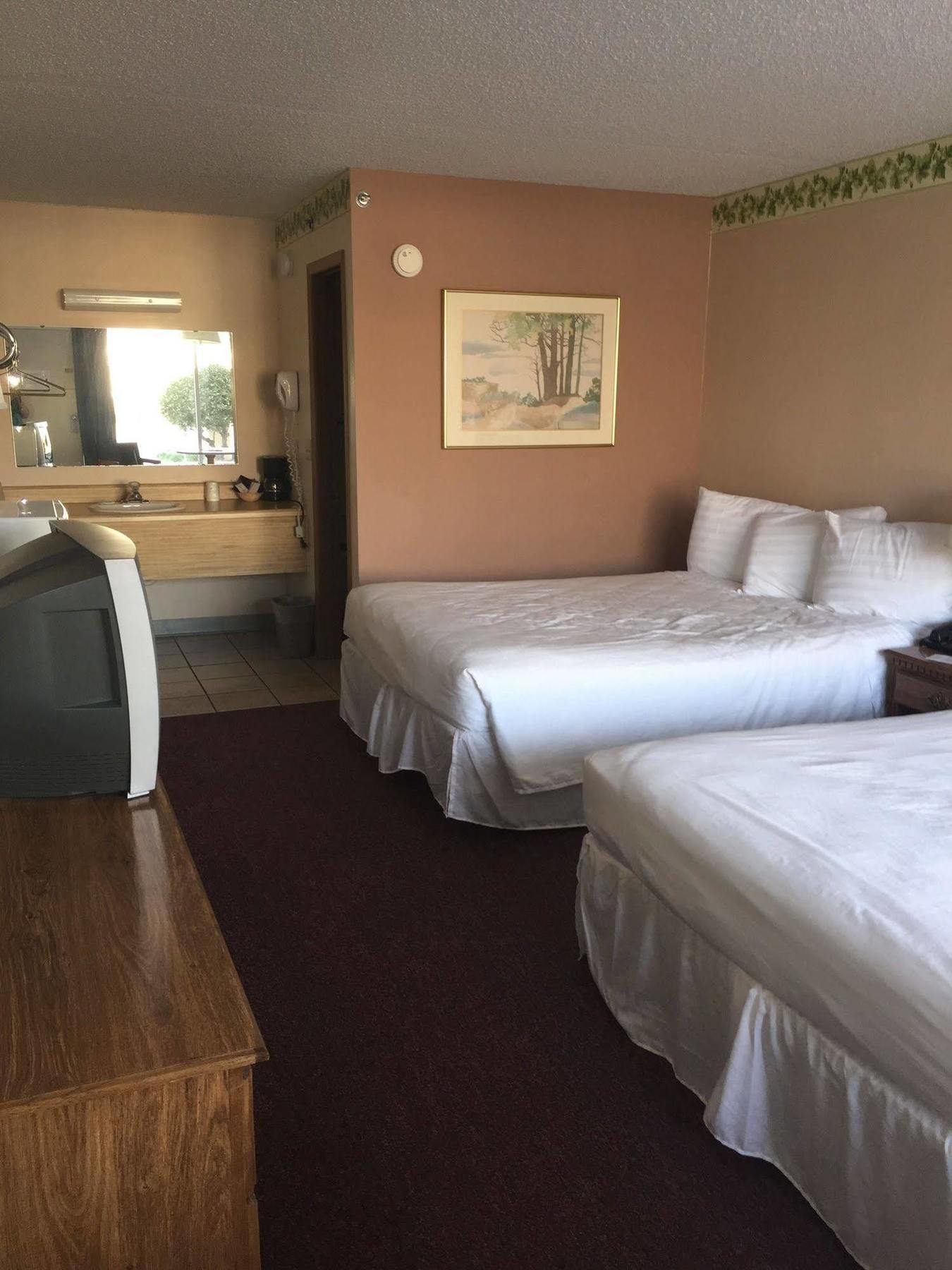 Willow Tree Inn Брэнсон Экстерьер фото
